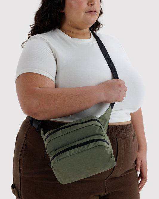 FANNY PACK - US 5228