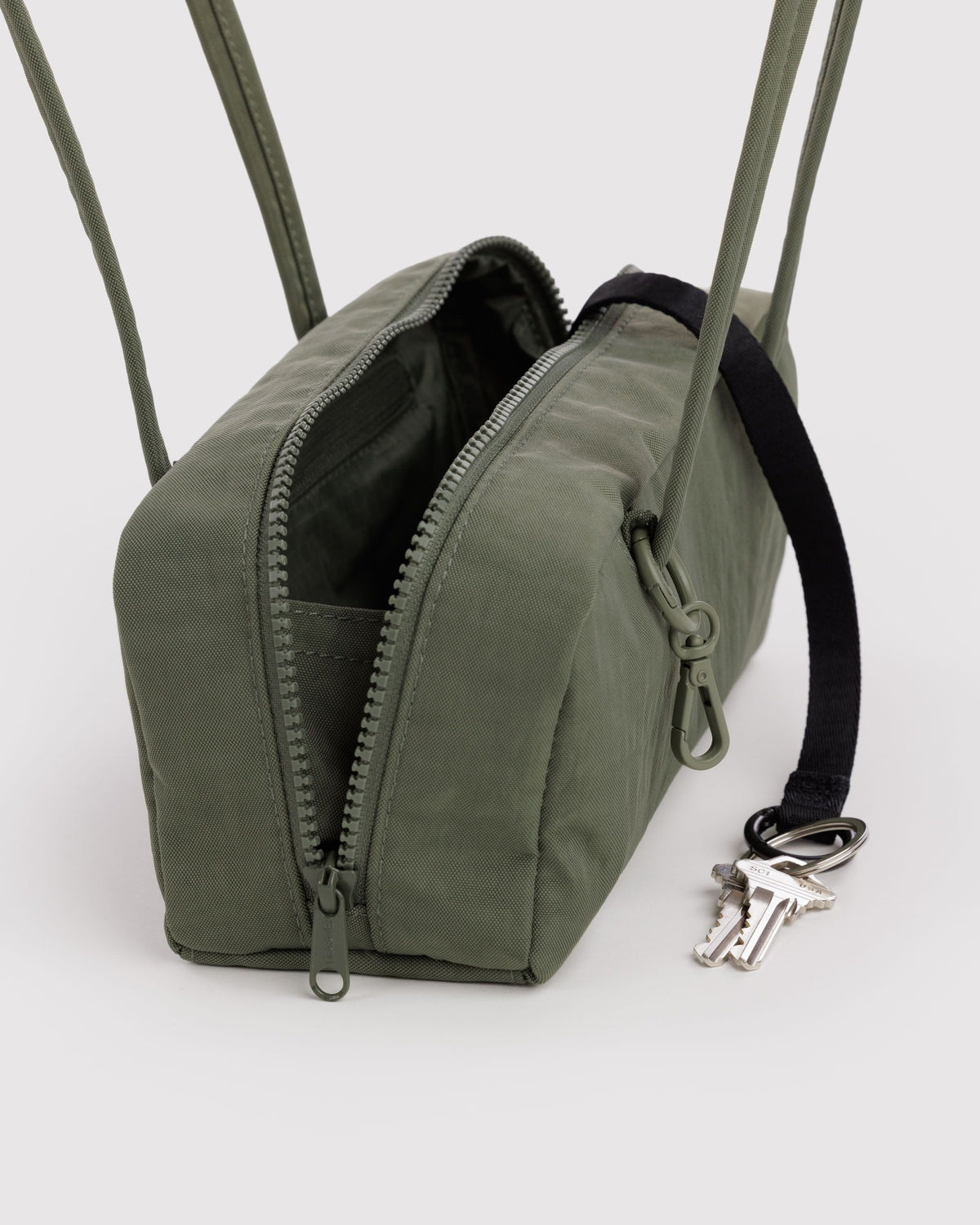 SMALL NYLON BOWLER BAG - US 6905