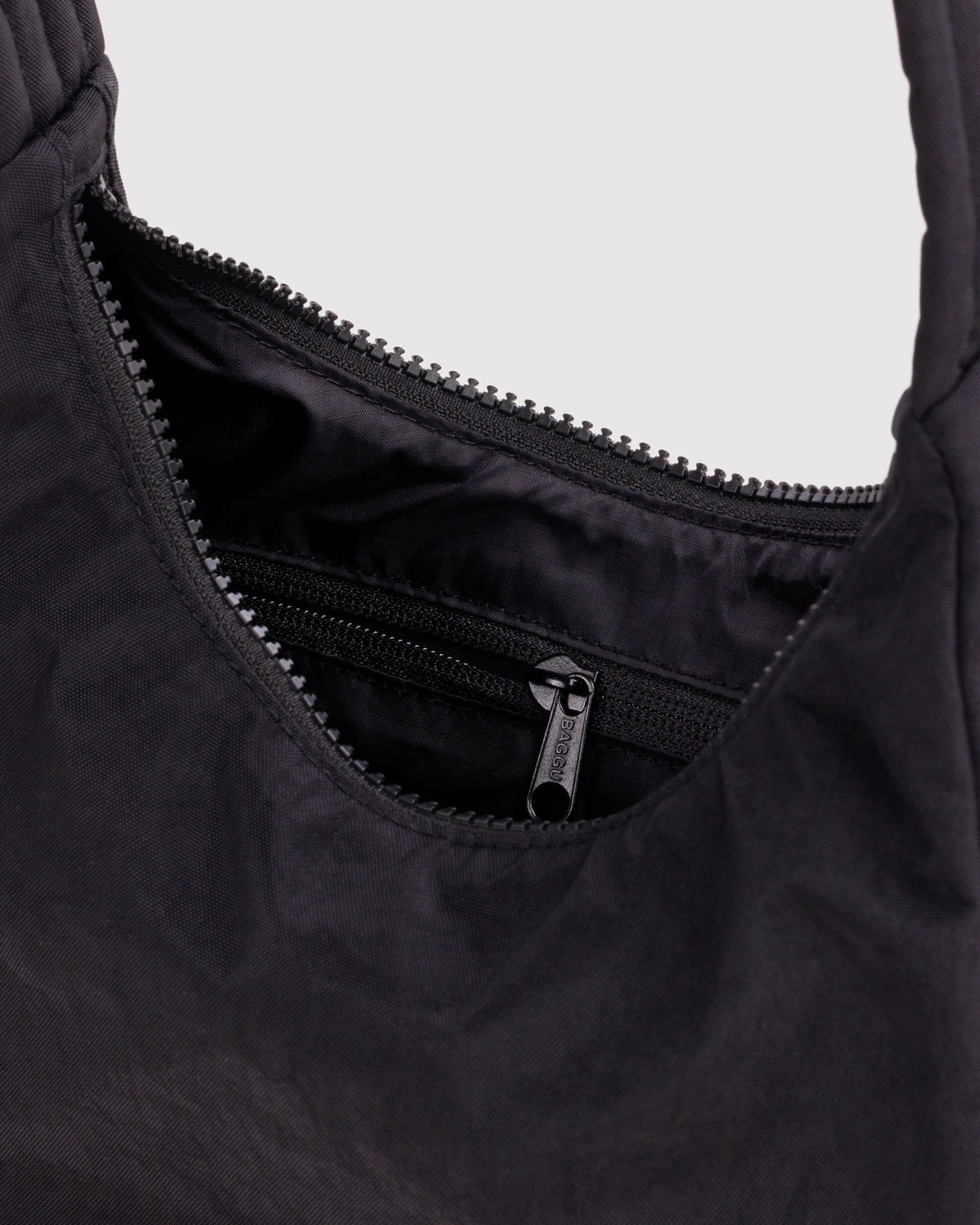 MINI NYLON SHOULDER BAG - US 2428