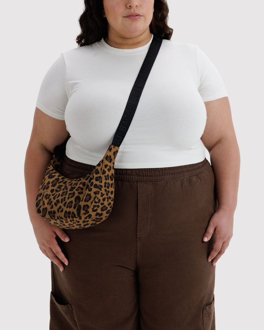 SMALL NYLON CRESCENT BAG - US 6260