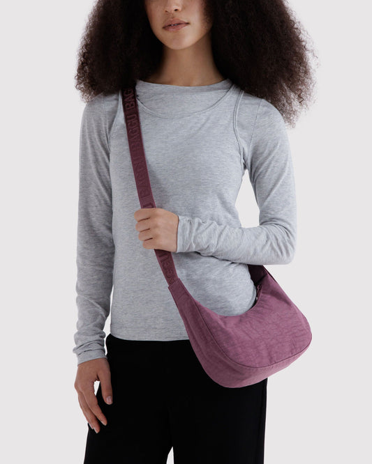 SMALL NYLON CRESCENT BAG - US 2942
