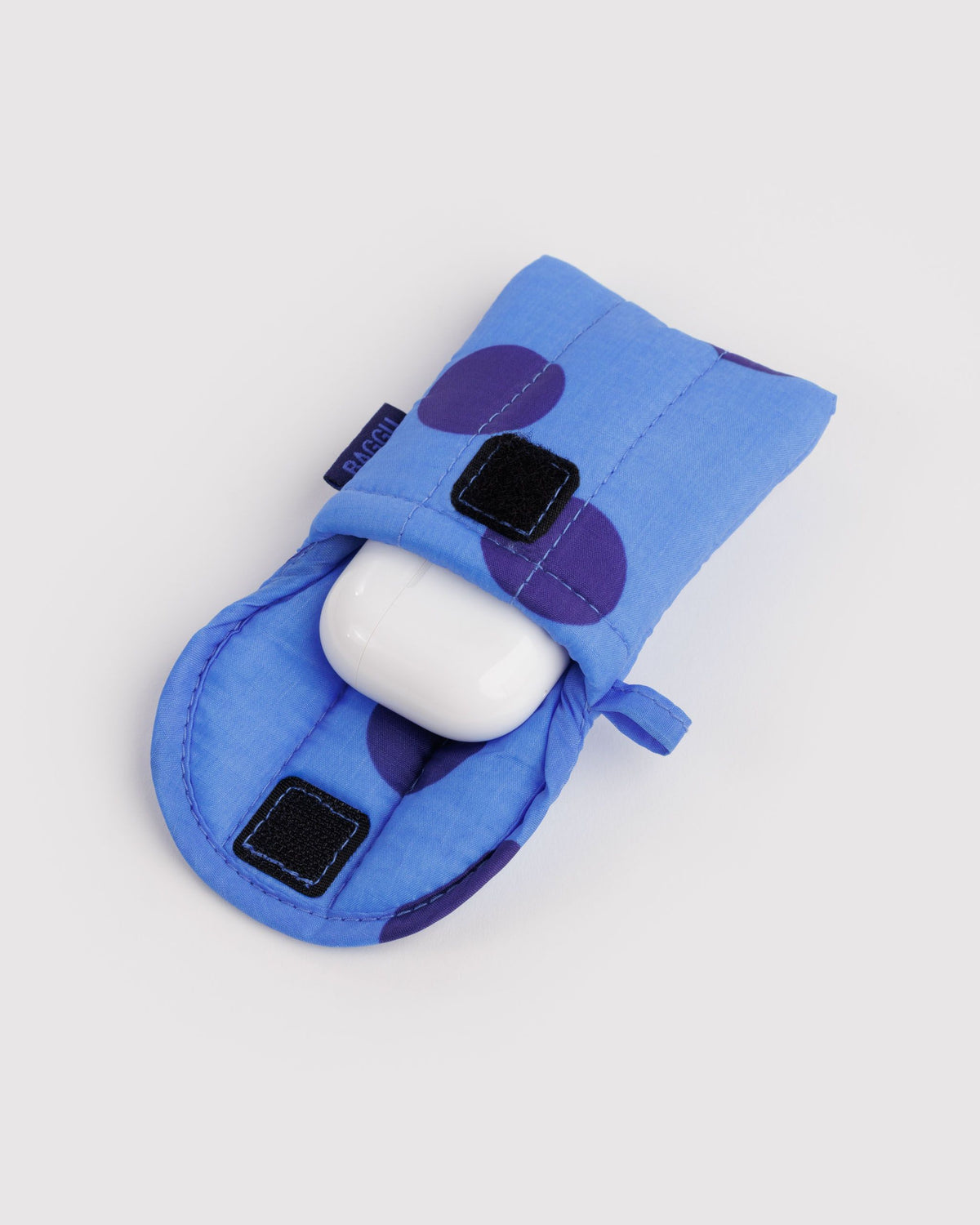 PUFFY EARBUDS CASE - US 2474