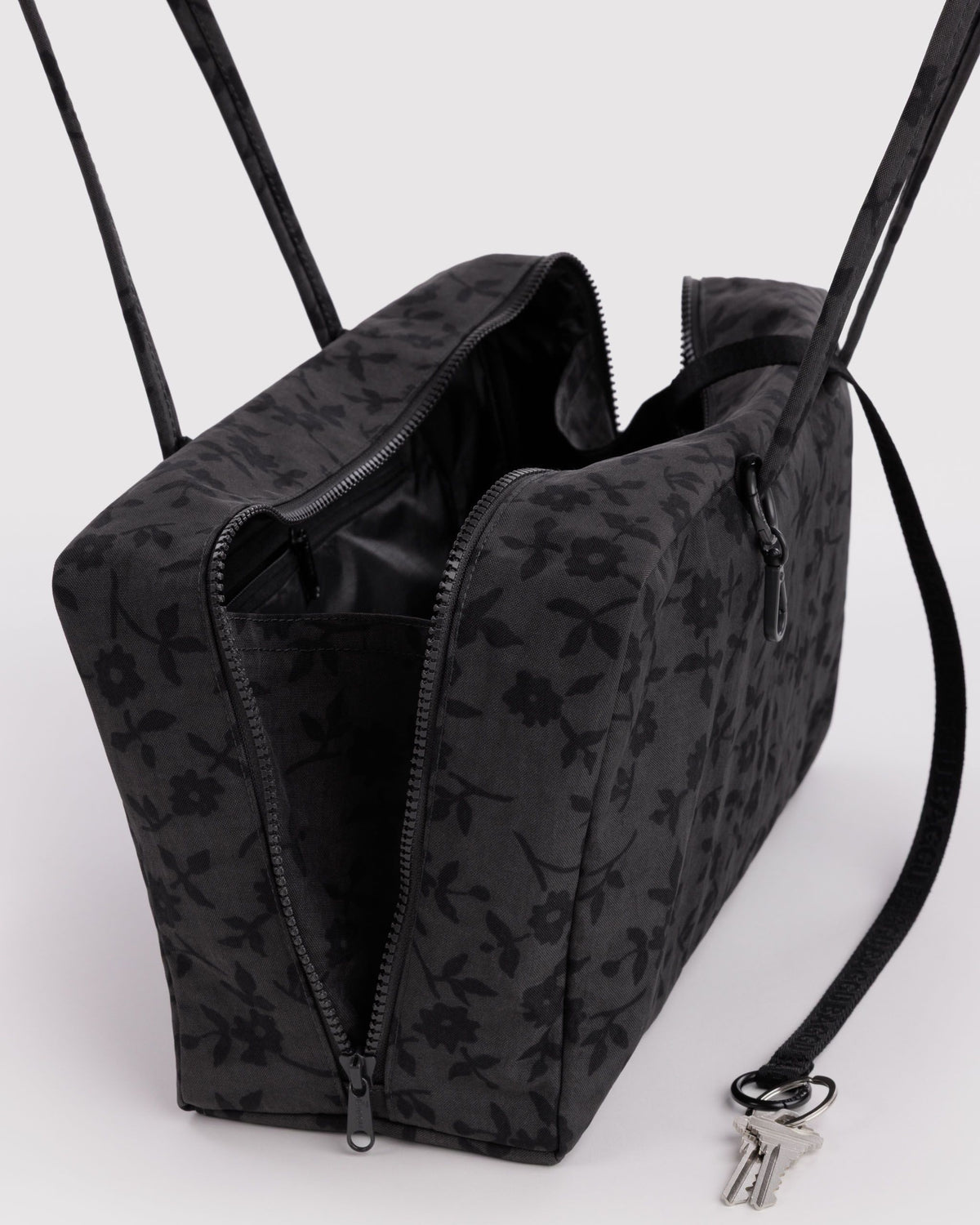 MEDIUM NYLON BOWLER BAG - US 7868