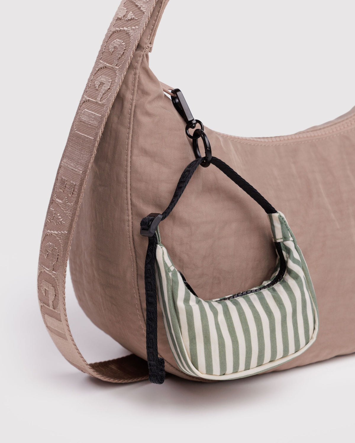 CRESCENT BAG CHARM - US 7027