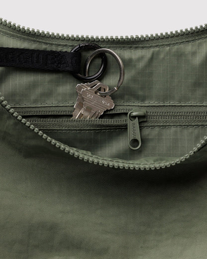 MEDIUM NYLON CRESCENT BAG - US 8666