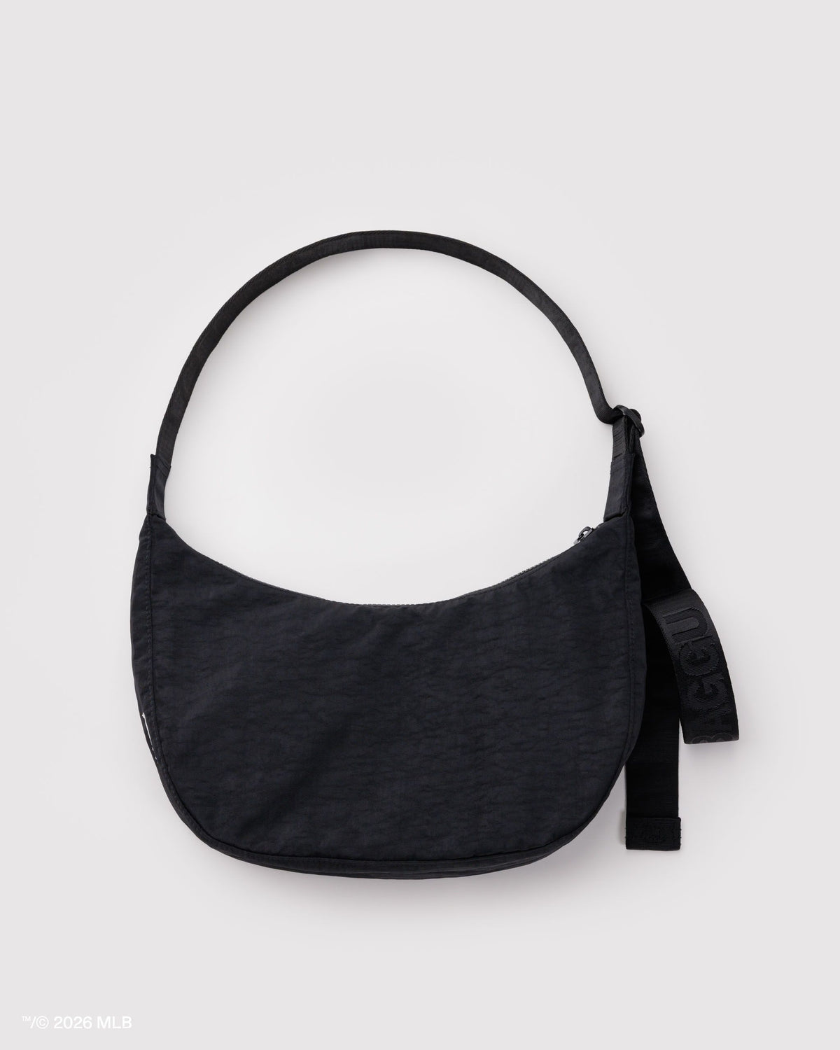 MEDIUM NYLON CRESCENT BAG - US 8255