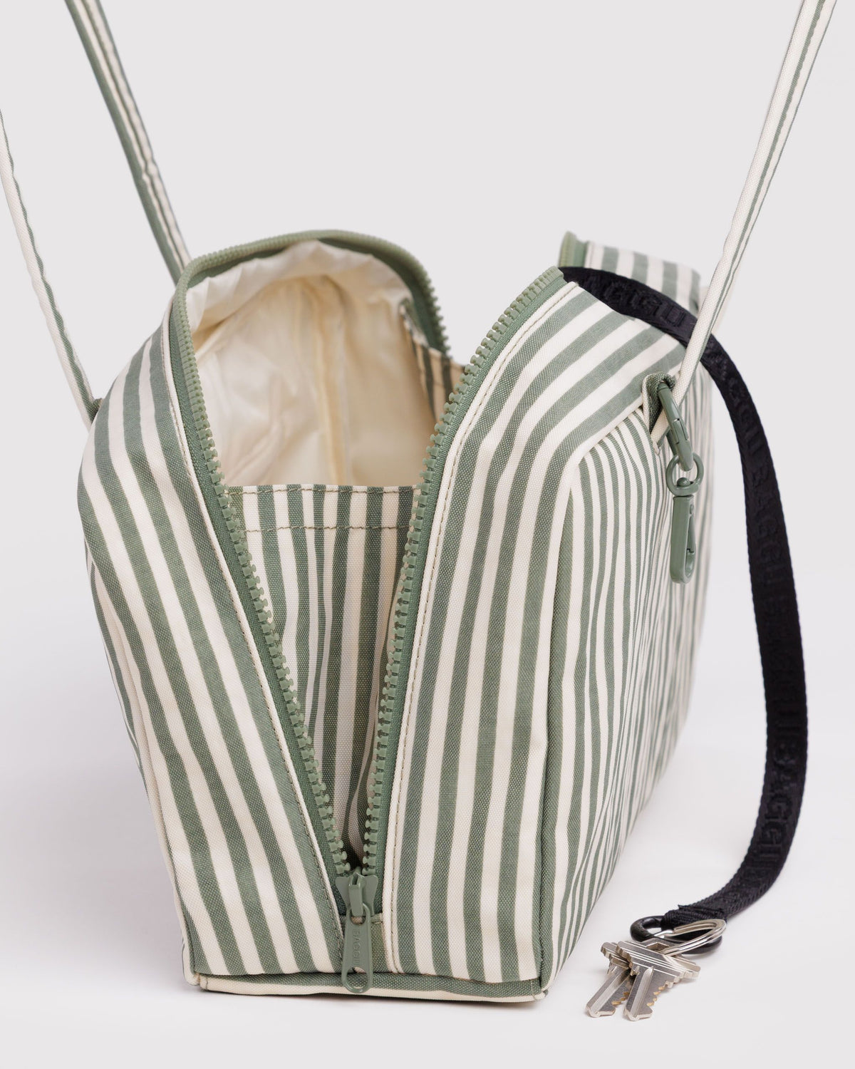NYLON BOWLER BAG - US 8333