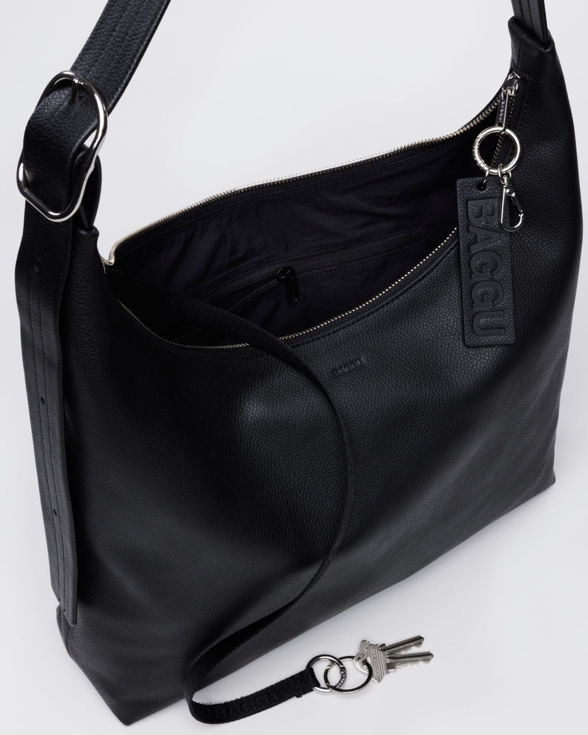 RECYCLED LEATHER SHOULDER BAG - US 8975