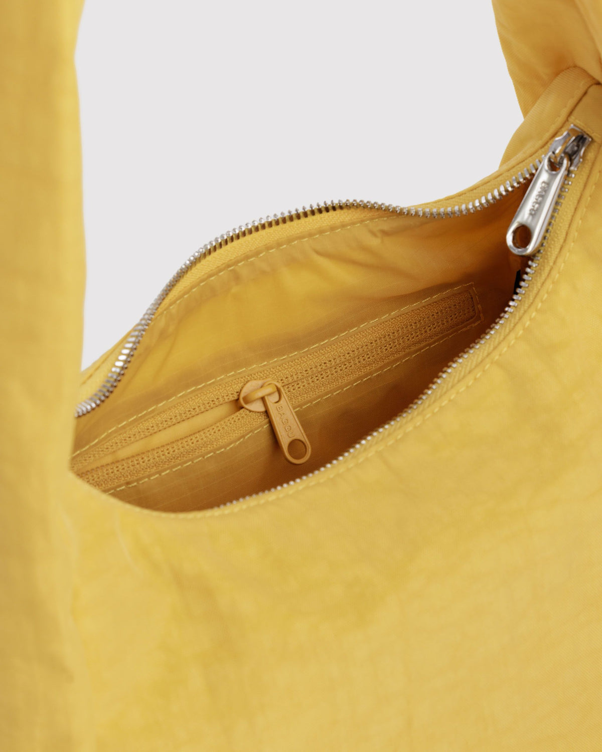 SMALL NYLON MERINGUE BAG - US 1361
