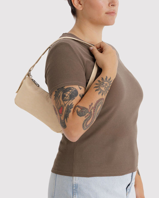 NYLON POCHETTE - US 3908