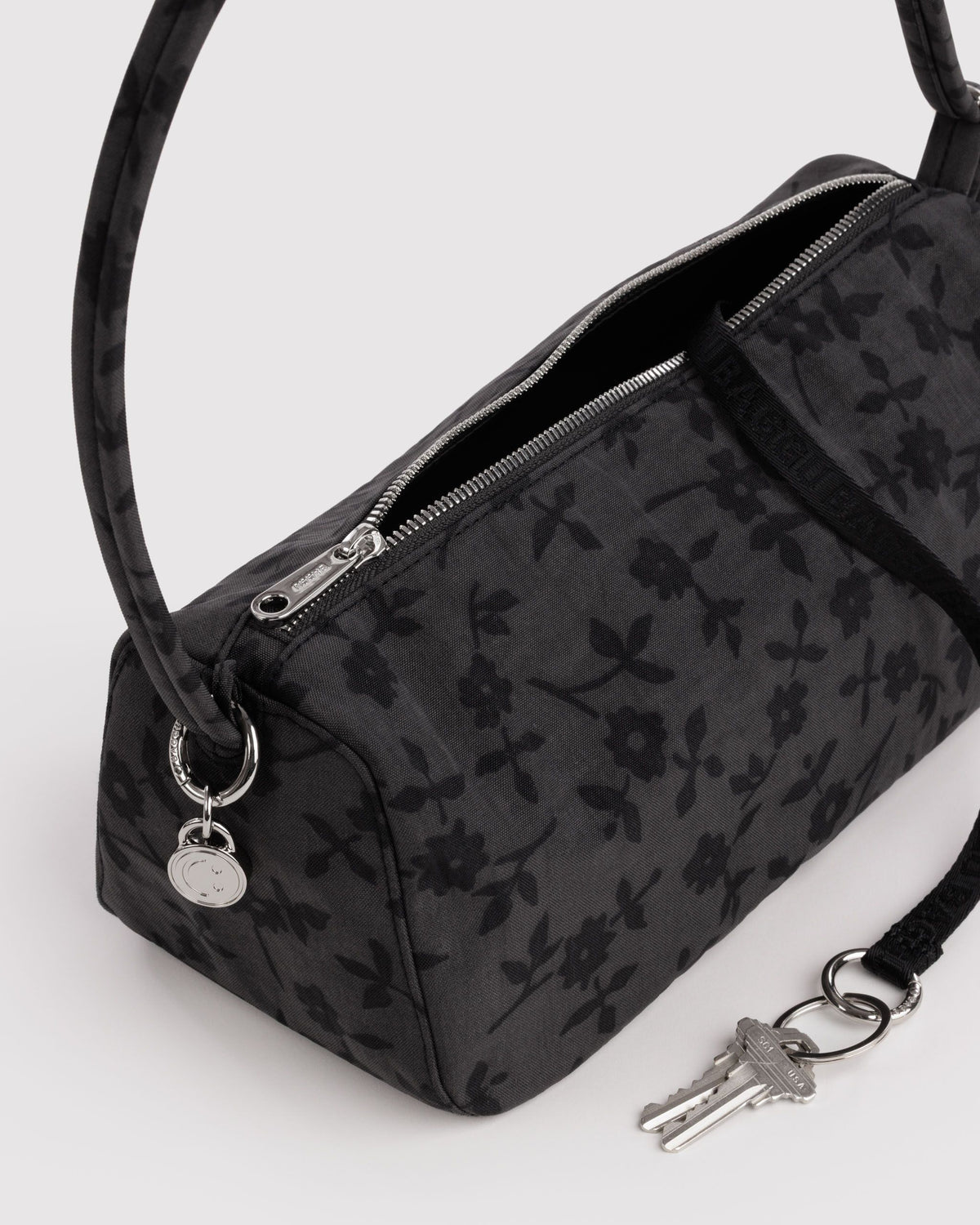 NYLON LOAF BAG - US 4574