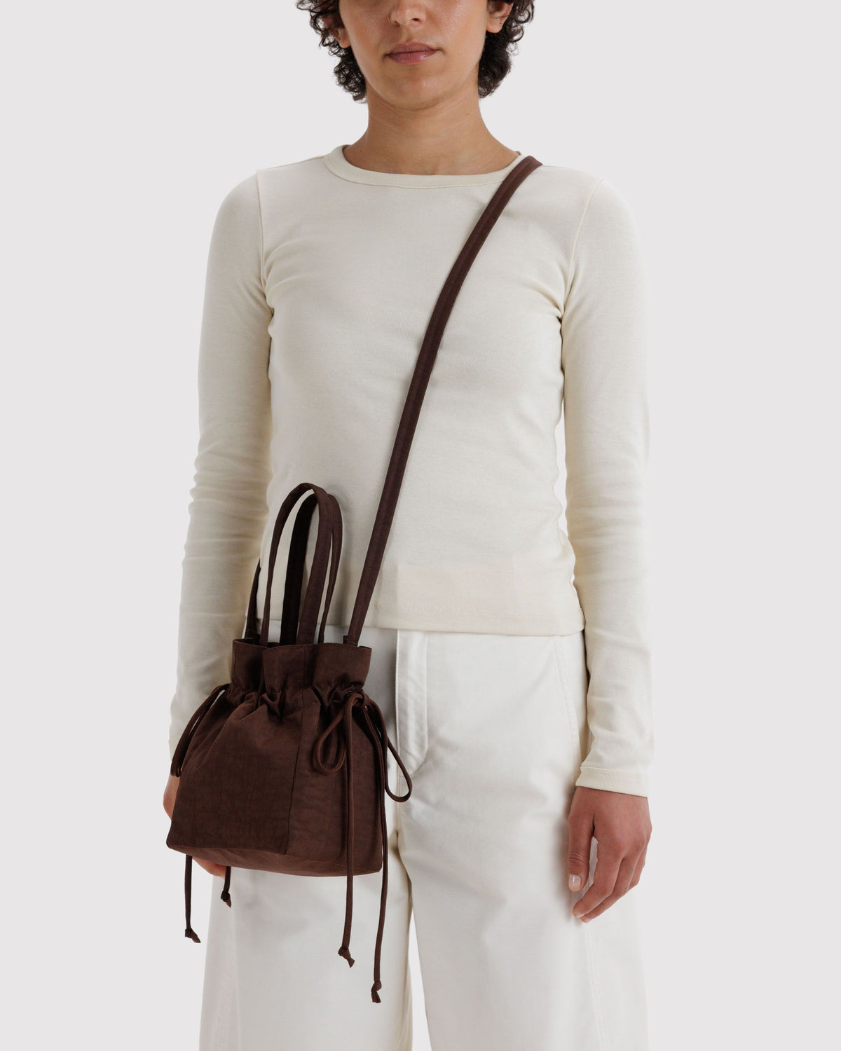 NYLON DRAWSTRING BAG - US 3033