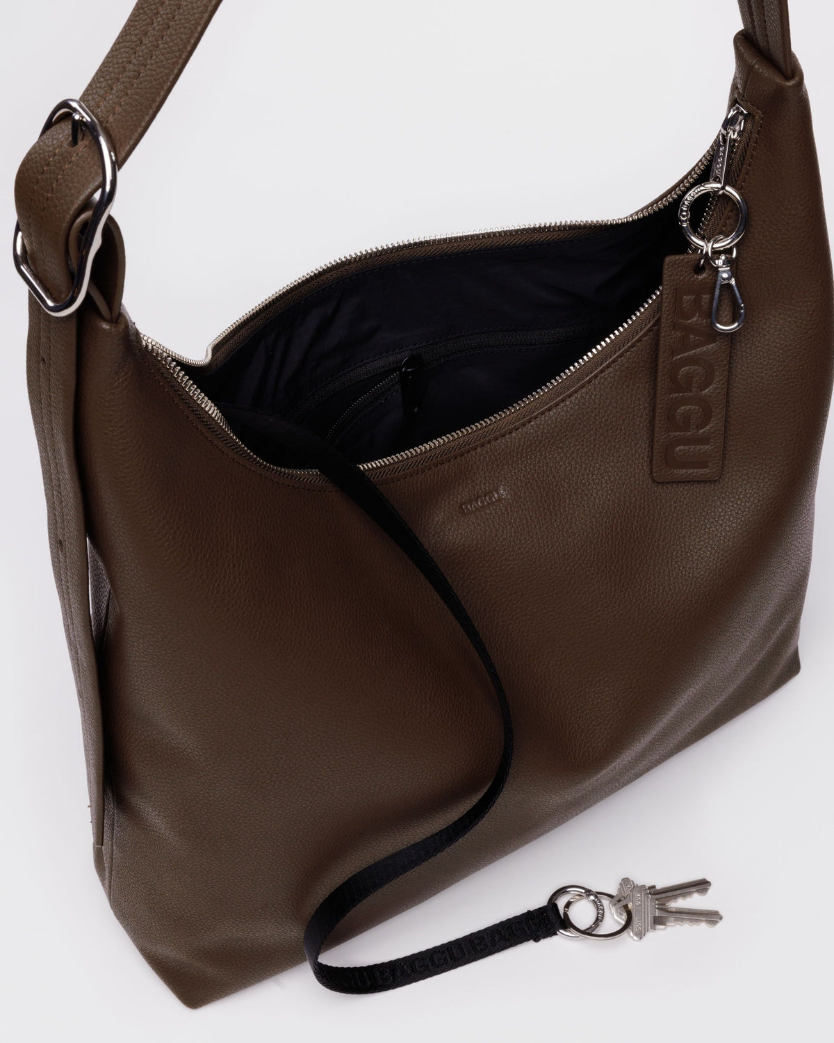 RECYCLED LEATHER SHOULDER BAG - US 7589