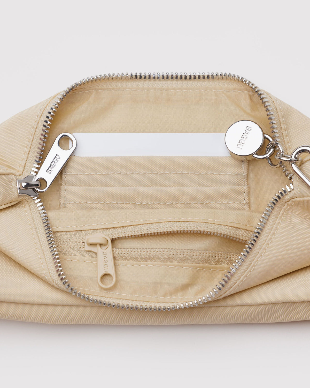 NYLON POCHETTE - US 3908