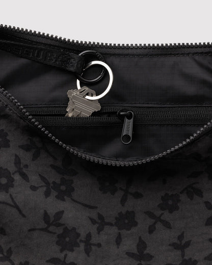 MEDIUM NYLON CRESCENT BAG - US 7119
