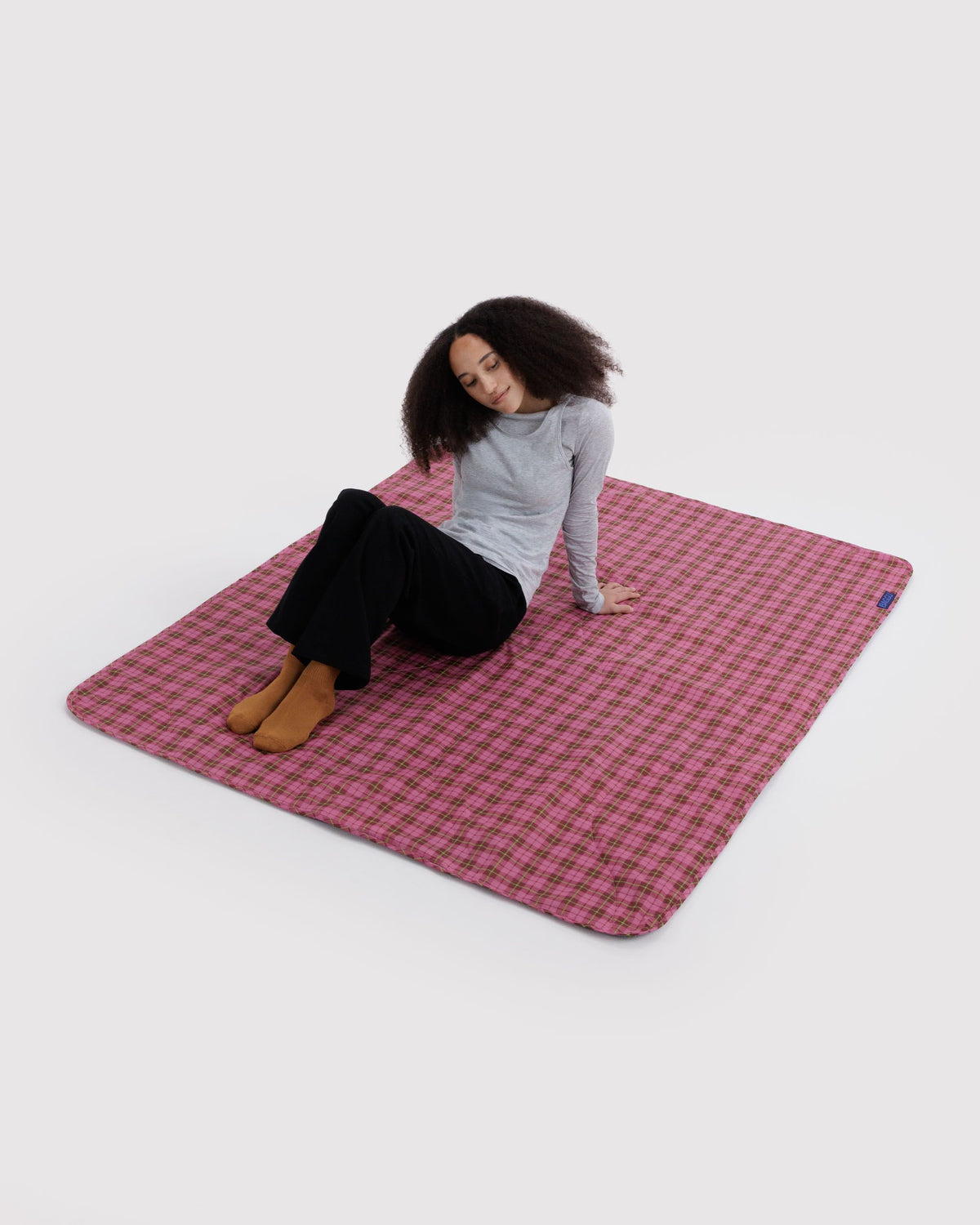PUFFY PICNIC BLANKET - US 5573
