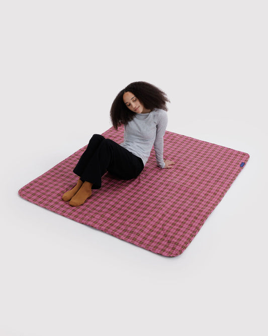 PUFFY PICNIC BLANKET - US 5573