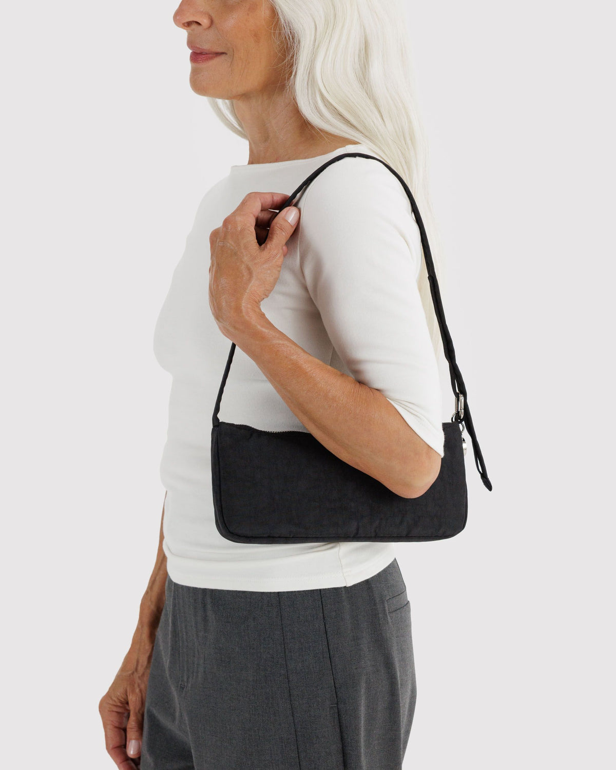 NYLON POCHETTE - US 8632