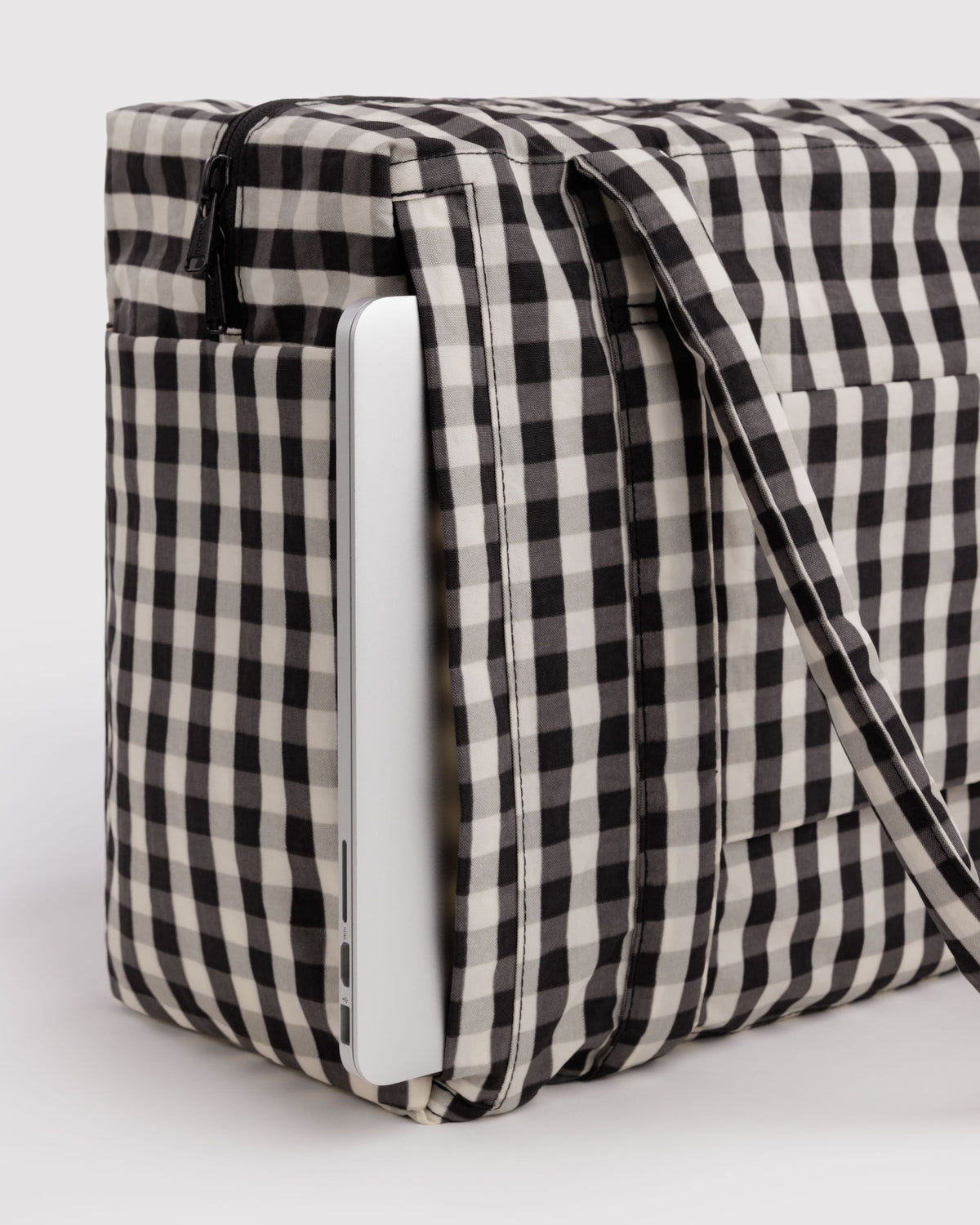SMALL CLOUD CARRY-ON - US 7234