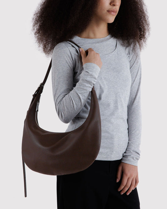 MEDIUM RECYCLED LEATHER FLAT CRESCENT - US 1811