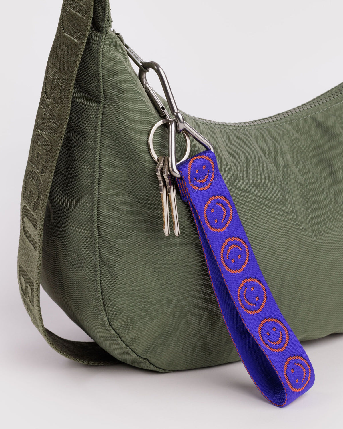LOGO KEYCHAIN - US 2591