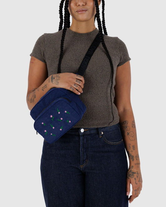 FANNY PACK - US 7163