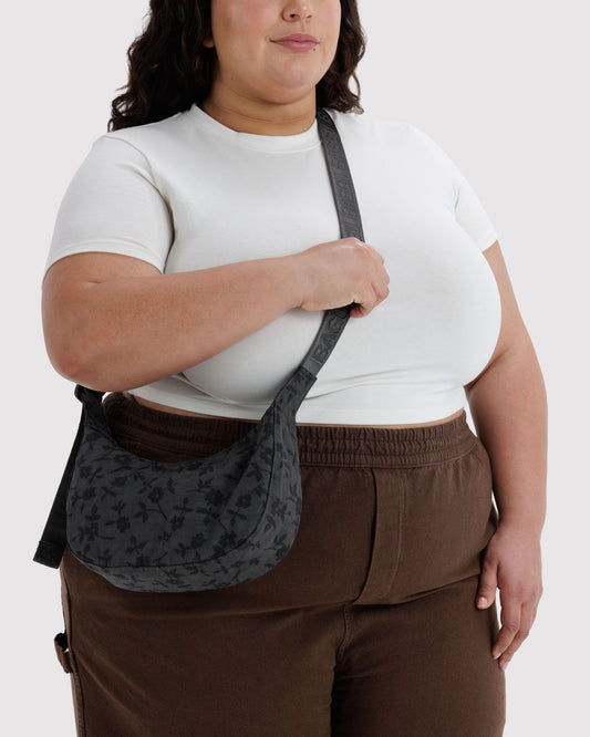 SMALL NYLON CRESCENT BAG - US 9286