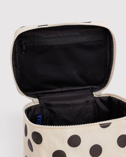 LARGE COSMETIC CASE - US 8986