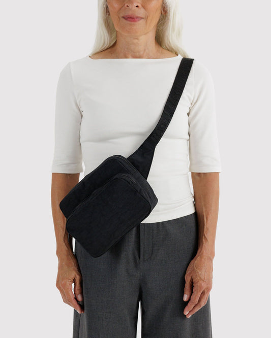 FANNY PACK - US 7489