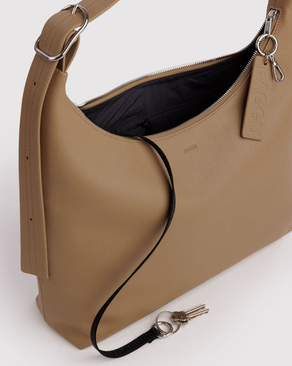 RECYCLED LEATHER SHOULDER BAG - US 4557