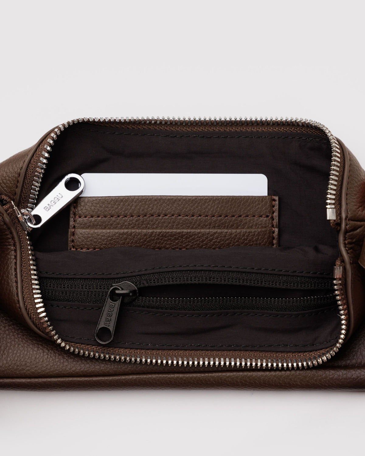 RECYCLED LEATHER POCHETTE - US 6439