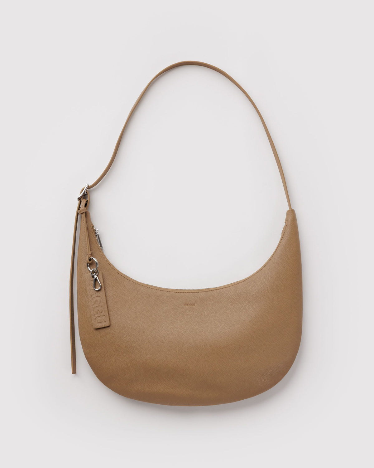 MEDIUM RECYCLED LEATHER FLAT CRESCENT - US 5822