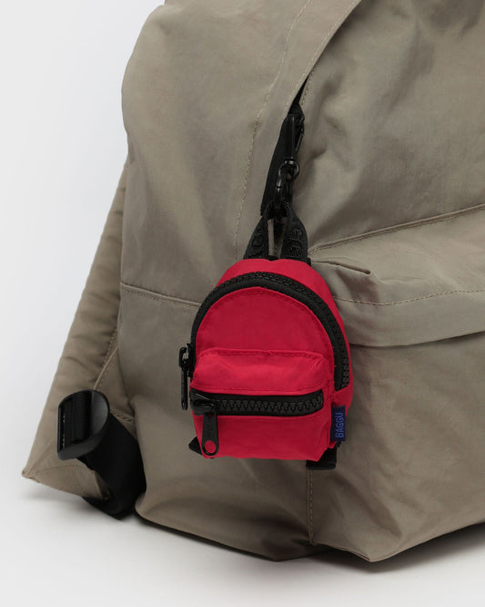 BACKPACK CHARM - US 1142
