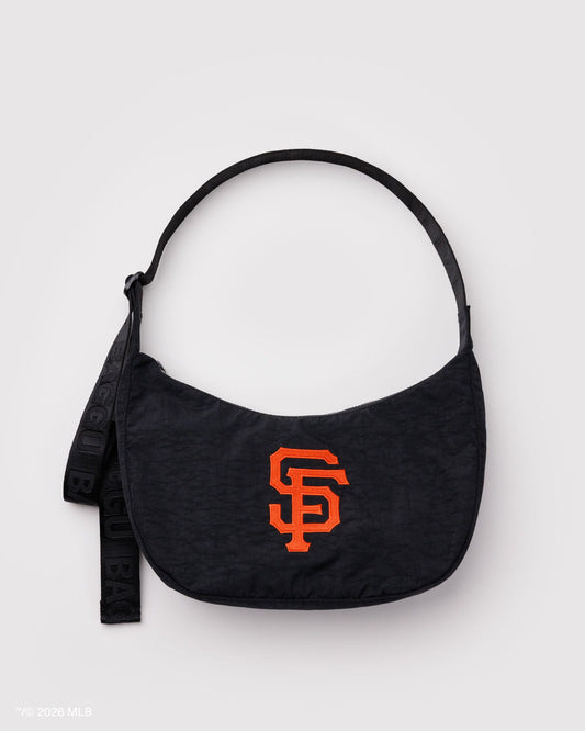 MEDIUM NYLON CRESCENT BAG - US 8255